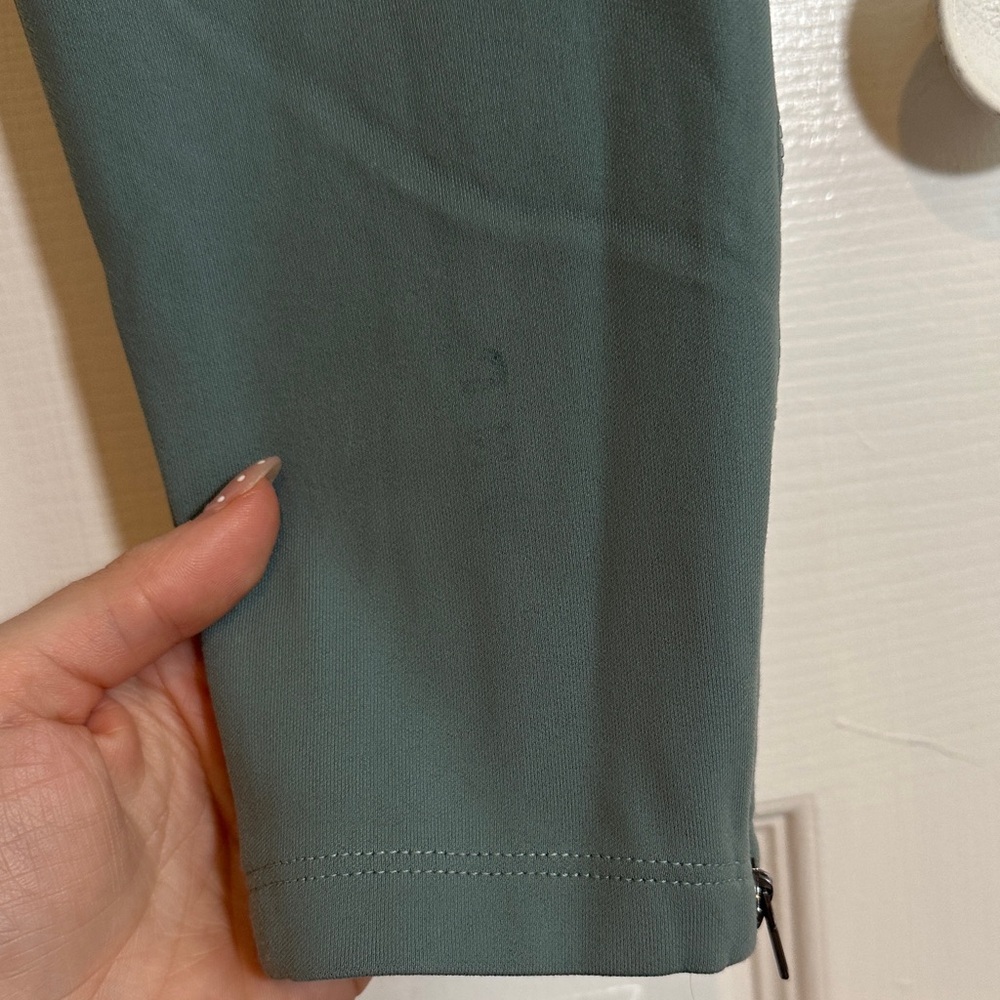 Athleta Delancey Moto Tight High Waisted Leggings in Sage Green Size Small - Picture 10 of 12
